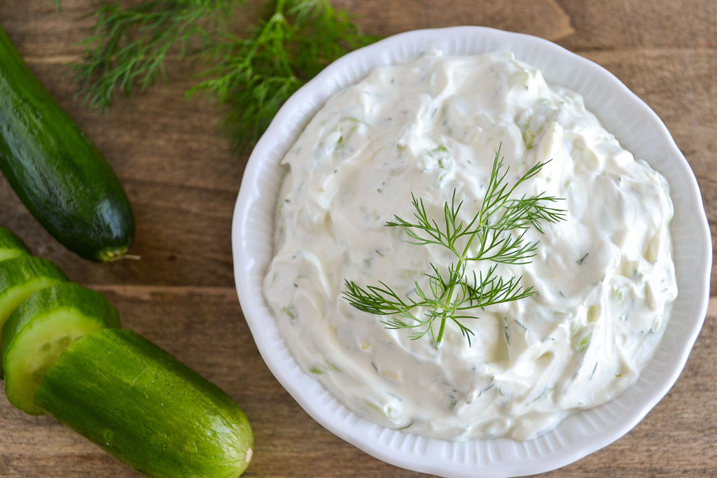 How to make traditional Greek tzatziki | offadiet.com