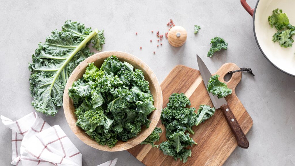 Kale - Food library - Nutrition facts, health benefits and more! | offadiet.com